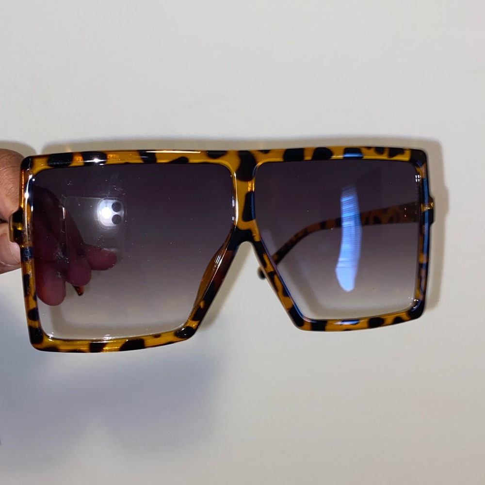 Leopard Shades